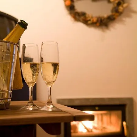 Çiftlik konaklama Ca Del